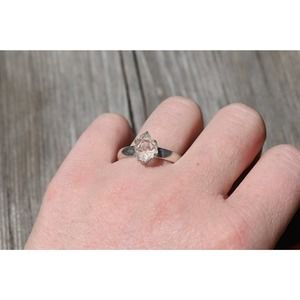 alternative raw diamond engagement ring raw crystal size 4 5 6 7 8 8 9 10 11 12